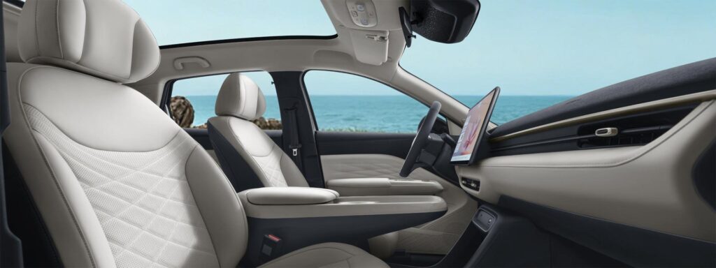 Side view of the soft white leather interior of the ARCFOX T1 electric SUV